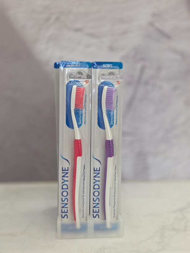 مسواک سنسوداین Sensodyne Sensitive Soft اصل اورجینال ( واردات قانونی از منطقه آزاد ارس )