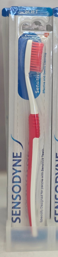 مسواک سنسوداین Sensodyne Sensitive Soft اصل اورجینال ( واردات قانونی از منطقه آزاد ارس )