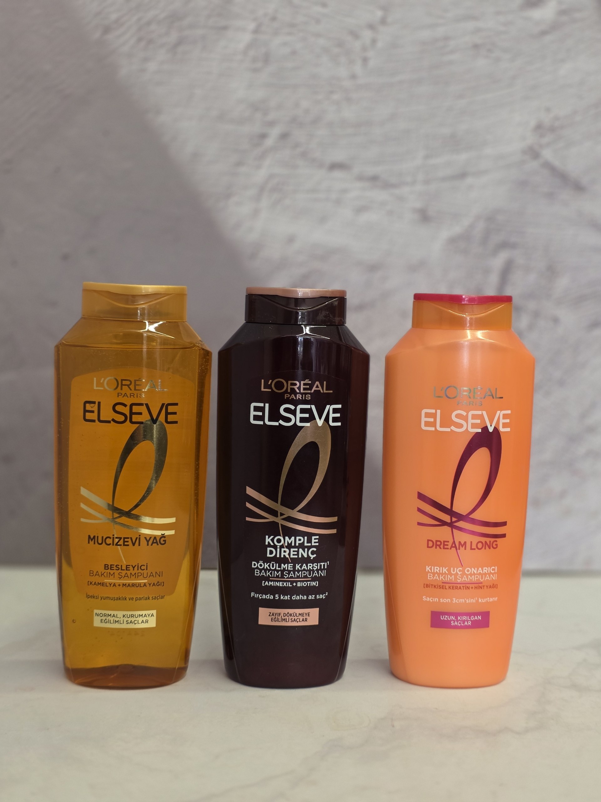 شامپو تقویت کننده و ضد ریزش مو لورئال ایل سییو Loreal Elseve حجم 500 میل اصل اورجینال ( واردات قانونی از منطقه آزاد ارس )