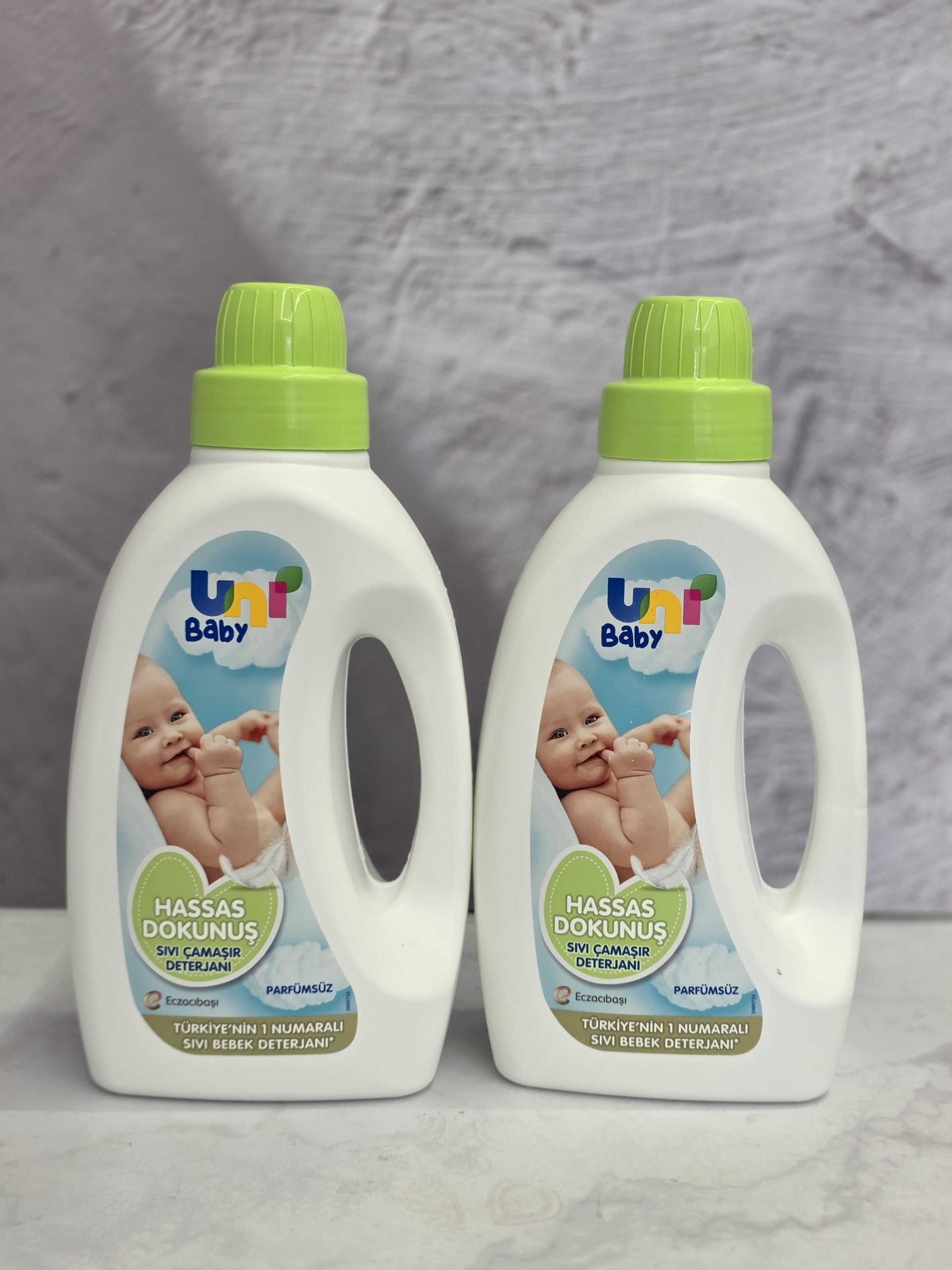 مایع شستشوی لباس کودک 1.5 لیتری یونی uni درب سبز اصل اورجینال ( واردات قانونی از منطقه آزاد ارس )