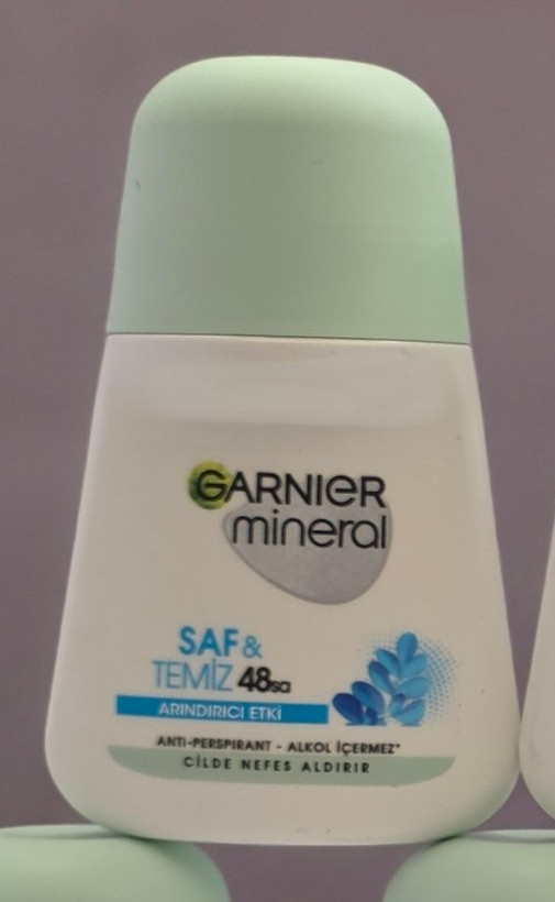 مام رول ضد تعریق گارنیر مینرال Garnier Mineral حجم ۵۰ میل اورجینال محافظت ۴۸ تا ۷۲ ساعته در مدلهای متنوع اصل اورجینال ( واردات قانونی از منطقه آزاد ارس )