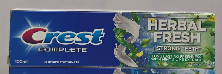 خمیر دندان محافظت کننده کرست مدل Herbal Fresh حاوی عصاره نعنا و لیمو و مدل Mint Fresh با عصاره نعنا حجم 100 میل