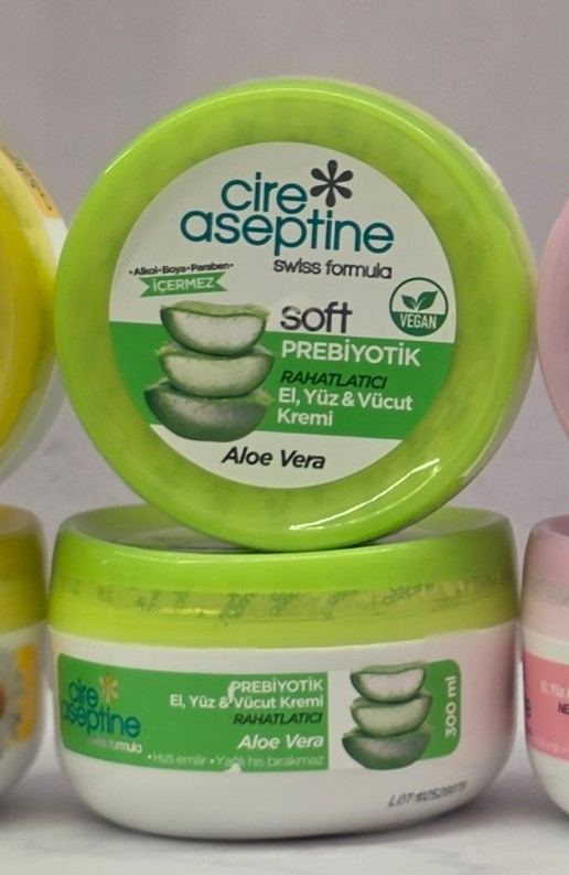 کرم مرطوب کننده سیر آسپتین Cire Aseptine مناسب برای دست و صورت و بدن در رایحه های مختلف حجم 300 میل نرم کننده و مرطوب کننده پوست اصل اورجینال ( واردات قانونی از منطقه آزاد ارس )
