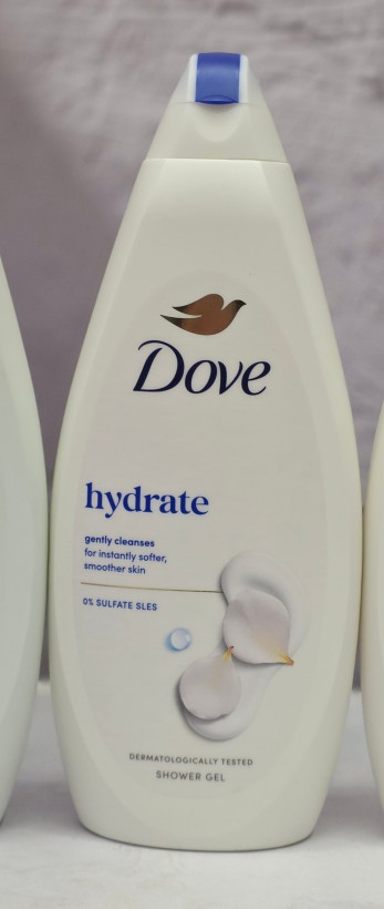 سامپو بدن کرمی داو ۷۲۰ میل بدون سولفات Dove اصل اورجینال ( واردات قانونی از منطقه آزاد ارس )