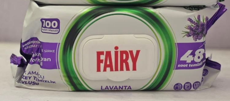 دستمال مرطوب چند منظوره پاک کننده سطوح فیری Fairy تعداد 100 برگ اصل اورجینال ( واردات قانونی از منطقه آزاد ارس )