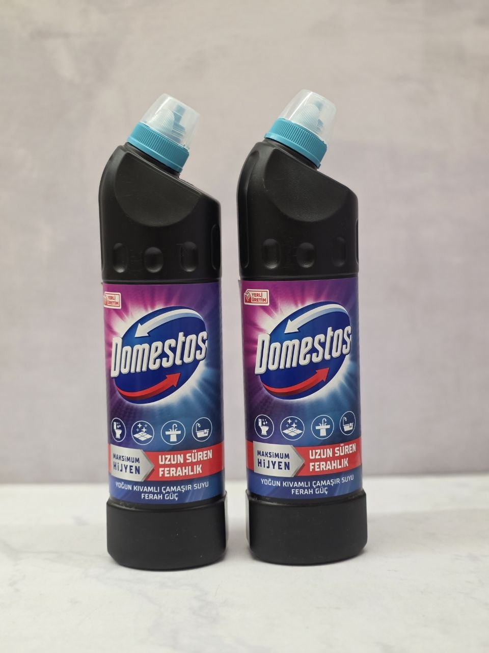 مایع جرم گیر سرویس بهداشتی ضد آهک و ضدعفونی کننده غلیظ دومستوس Domestos حجم 694 میل اصل اورجینال ( واردات قانونی از منطقه آزاد ارس )