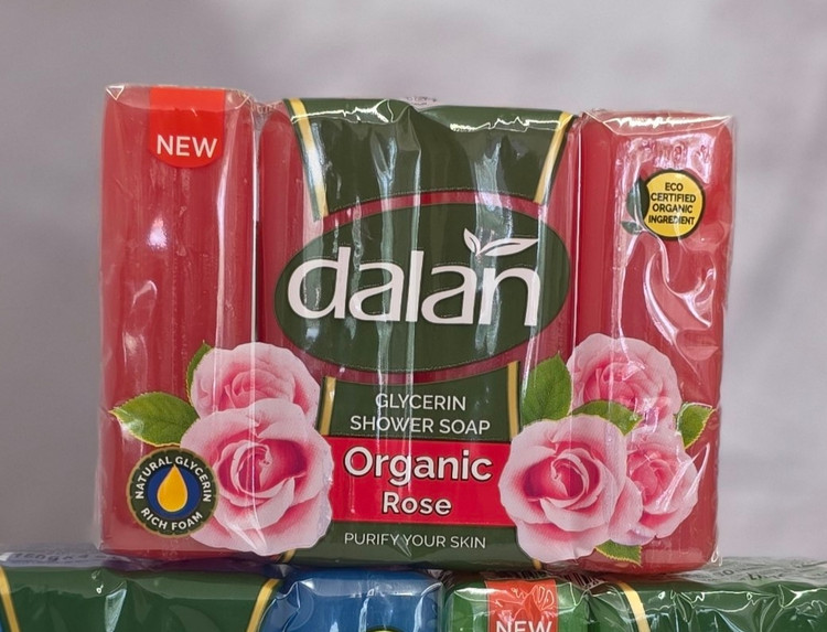 صابون ژله ای حمام دالان Dalan بسته ۴ عددی در ۳ رایحه متفاوت وزن ۶۰۰ گرم اصل اورجینال ( واردات قانونی از منطقه آزاد ارس )