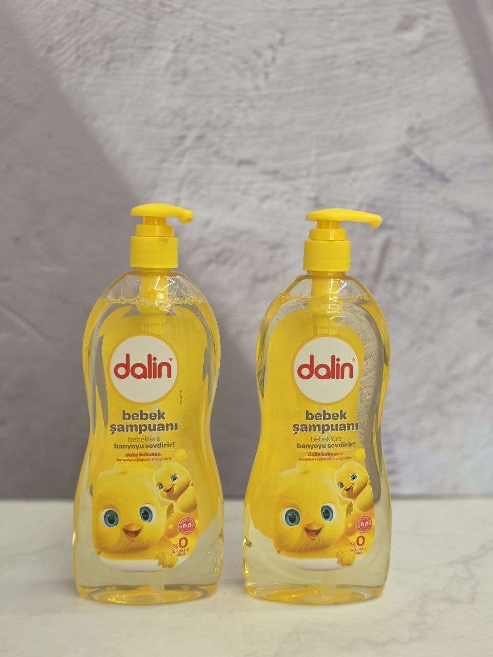 شامپو کودک و نوزاد پمپی دالین Dalin بدون سوزش مدل کلاسیک حجم 700 میل اصل اورجینال ( واردات قانونی از منطقه آزاد ارس )