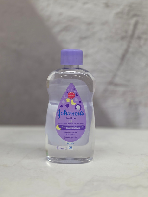 روغن بدن کودک جانسون Johnson مدل Bedtime رایحه آرامش بخش حجم 300 میل اصل اورجینال ( واردات قانونی از منطقه آزاد ارس )