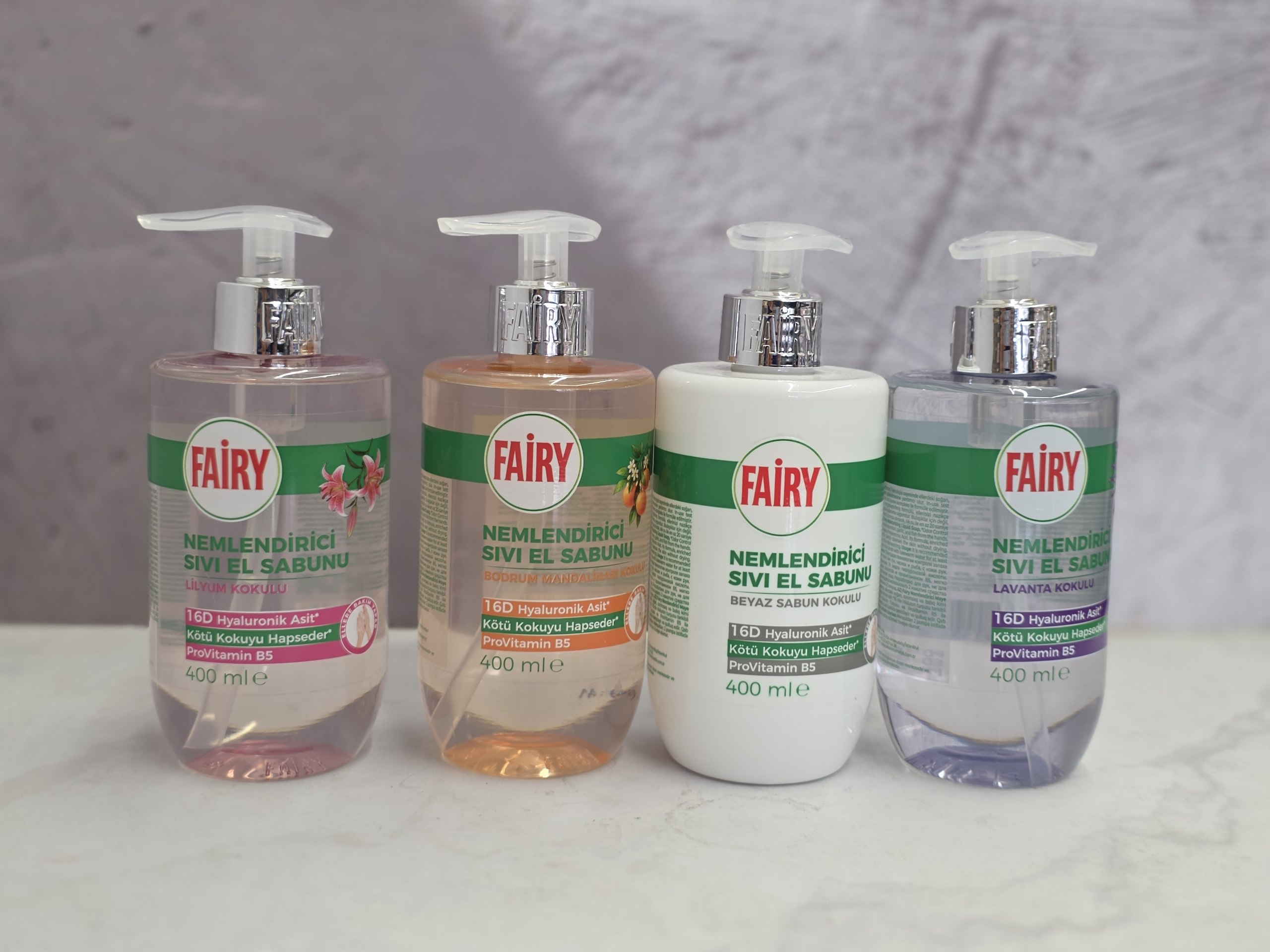 مایع دستشویی فیری Fairy با خاصیت مرطوب کنندگی پوست دست در انواع رایحه با حجم 400 میل اصل اورجینال ( واردات قانونی از منطقه آزاد ارس )