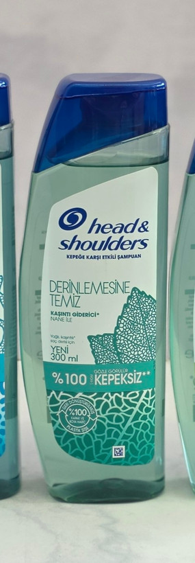 شامپو ضد شوره هدن شولدرز Head Shoulders در مدل های مختلف حجم 300 میل اصل اورجینال ( واردات قانونی از منطقه آزاد ارس )