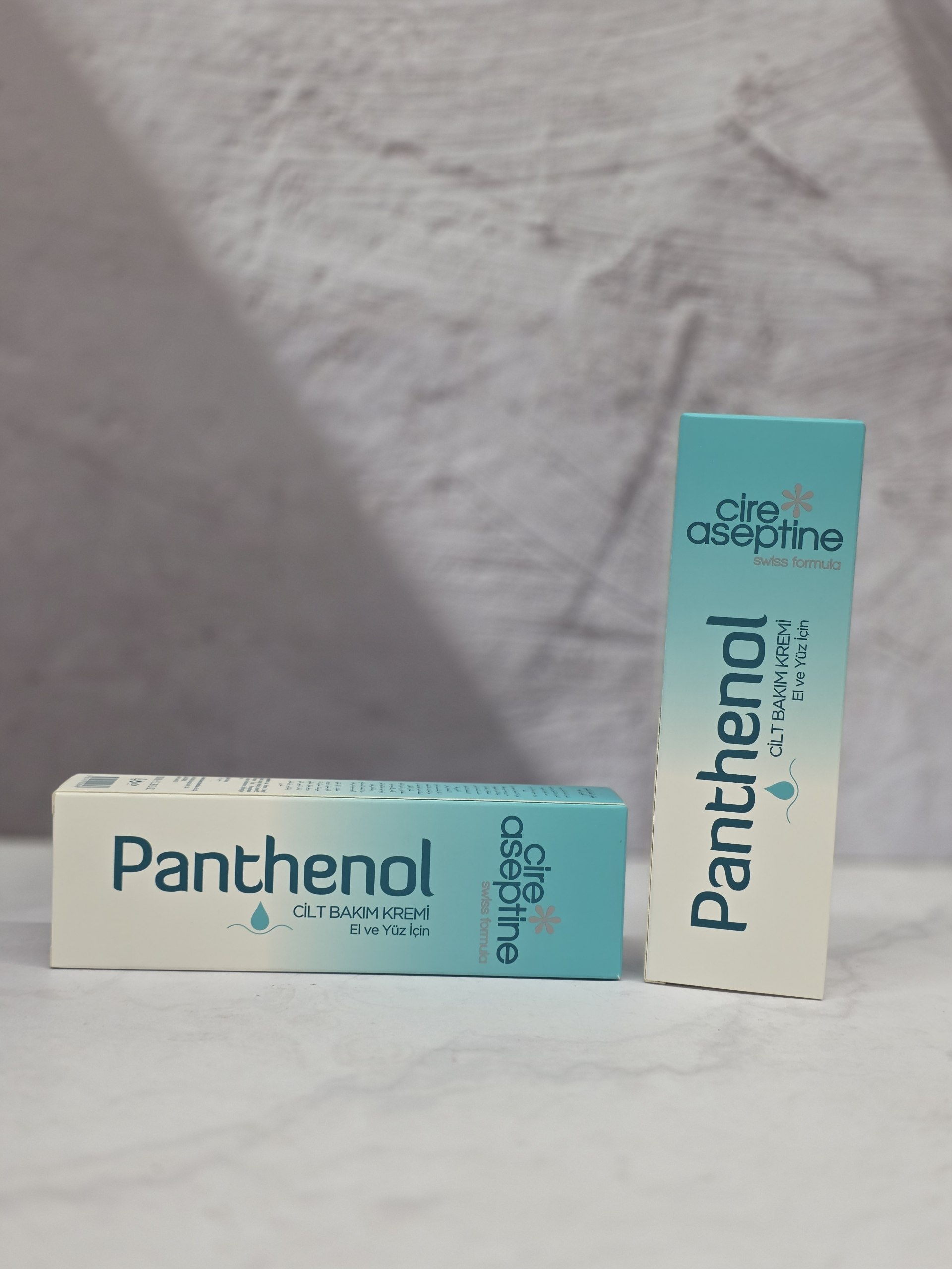 کرم آبرسان و نرم کننده دست و صورت سیر آسپتین Cire Aseptine مدل پانتنول Panthenol اصل اورجینال ( واردات قانونی از منطقه آزاد ارس )