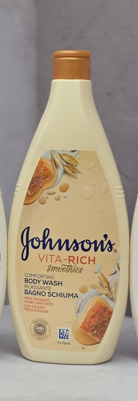 شامپو بدن جانسون Johnson مدل Vita-Rich مناسب برای انواع پوست ها در مدل های مختلف حجم 750 میل اصل اورجینال ( واردات قانونی از منطقه آزاد ارس )