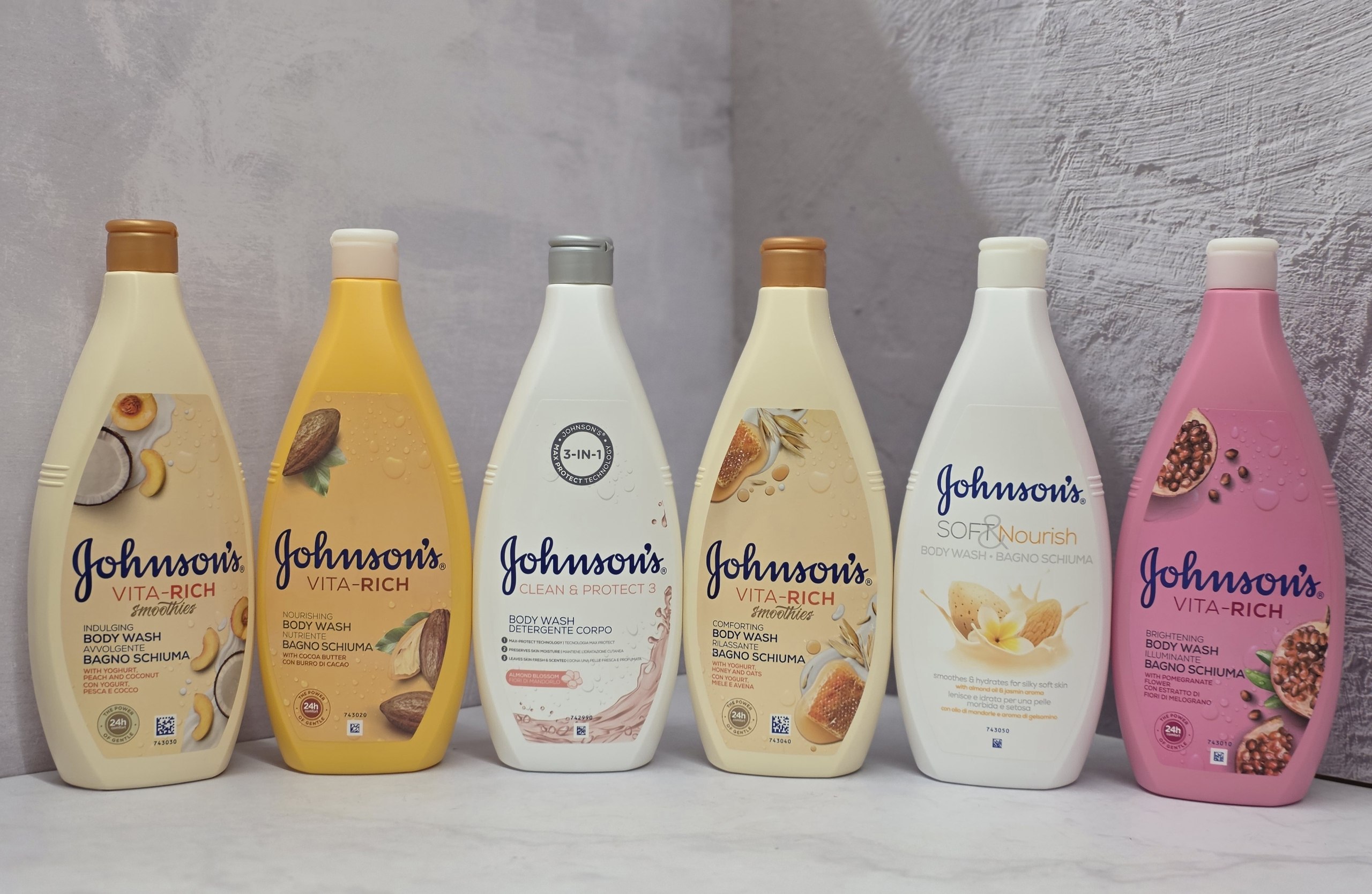 شامپو بدن جانسون Johnson مدل Vita-Rich مناسب برای انواع پوست ها در مدل های مختلف حجم 750 میل اصل اورجینال ( واردات قانونی از منطقه آزاد ارس )