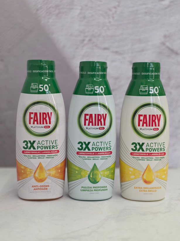 ژل ماشین ظرفشویی فیری Fairy مدل Platinum Gel 3X Active Power پاککنندگی عمیق 50 شستشو در سه رایحه مختلف 900 میل اصل اورجینال ( واردات قانونی از منطقه آزاد ارس )