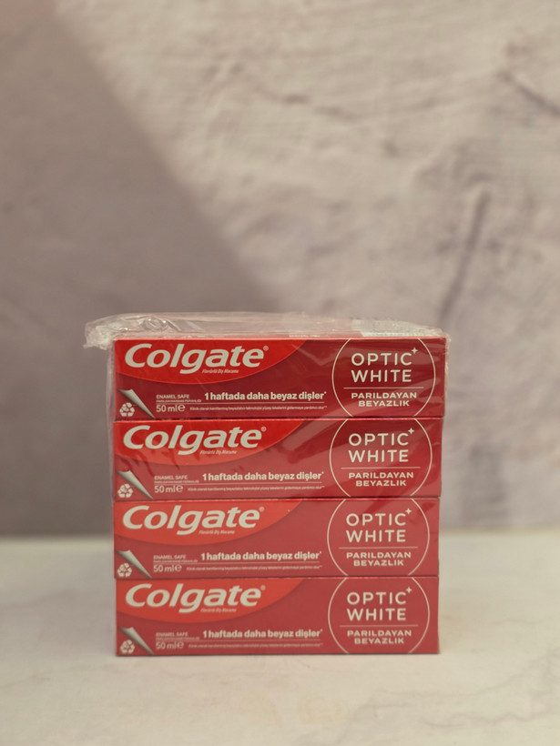 خمیردندان سفید کننده کلگیت Colgate مدل اپتیک وایت Optic White حجم 50 میل اصل اورجینال ( واردات قانونی از منطقه آزاد ارس )