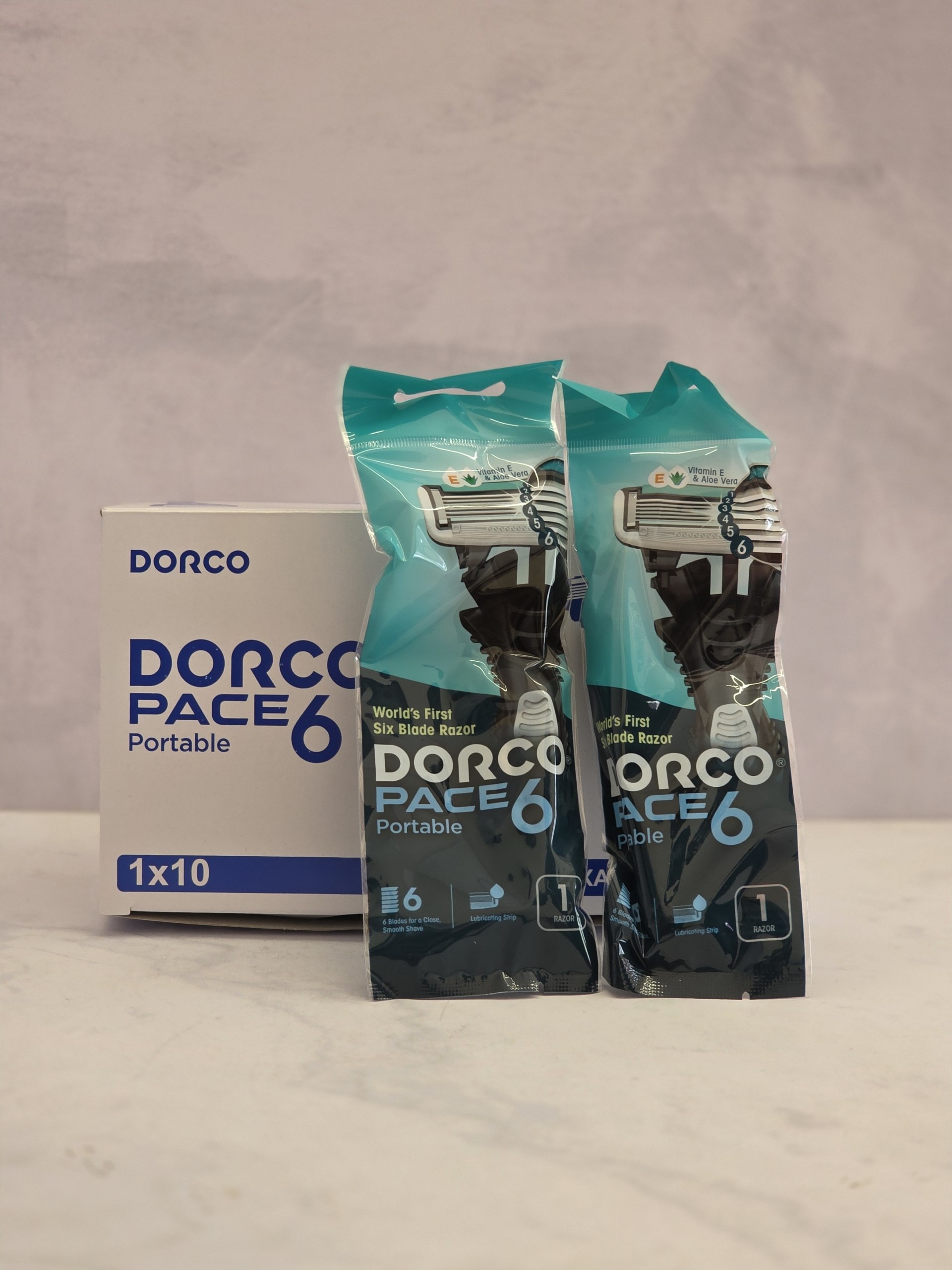 خودتراش 6 تیغه دورکو Dorco مدل Dorco Pace 6 Portable با هد متحرک و نوار ژل اصل اورجینال ( واردات قانونی از منطقه آزاد ارس )
