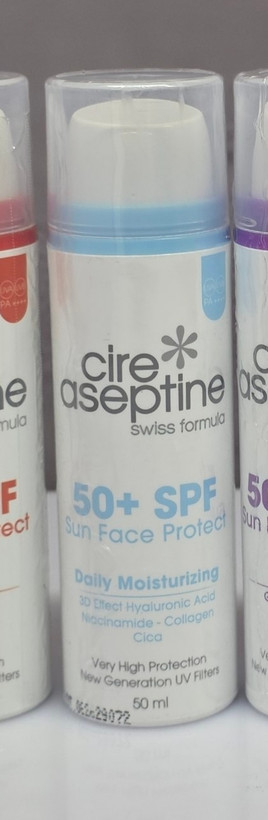 کرم ضد آفتاب مخصوص صورت سیر آسپتین Cire Aseptine مدل Spf 50 با محافظت بسیار قوی در برابر اشعه های مضر خورشید حجم 50 میل اصل اورجینال ( واردات قانونی از منطقه آزاد ارس )