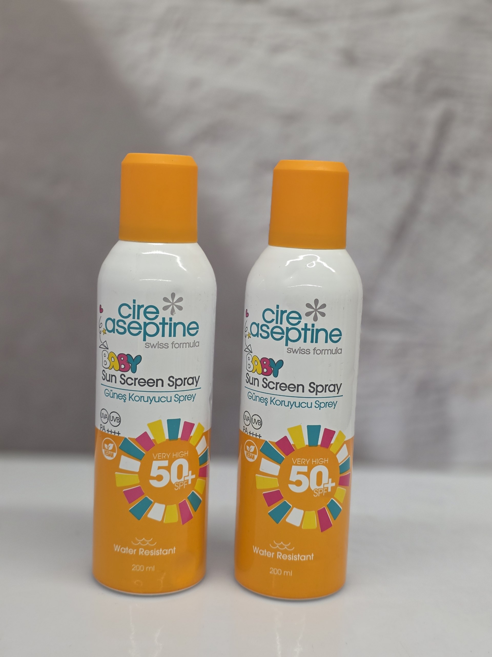اسپری ضد آفتاب سیر آسپتین Cire Aseptine مدل SPF 50+ مخصوص کودک آسپتین مناسب برای پوست حساس کودک با حجم 200 میل (واردات قانونی از منطقه آزاد ارس)