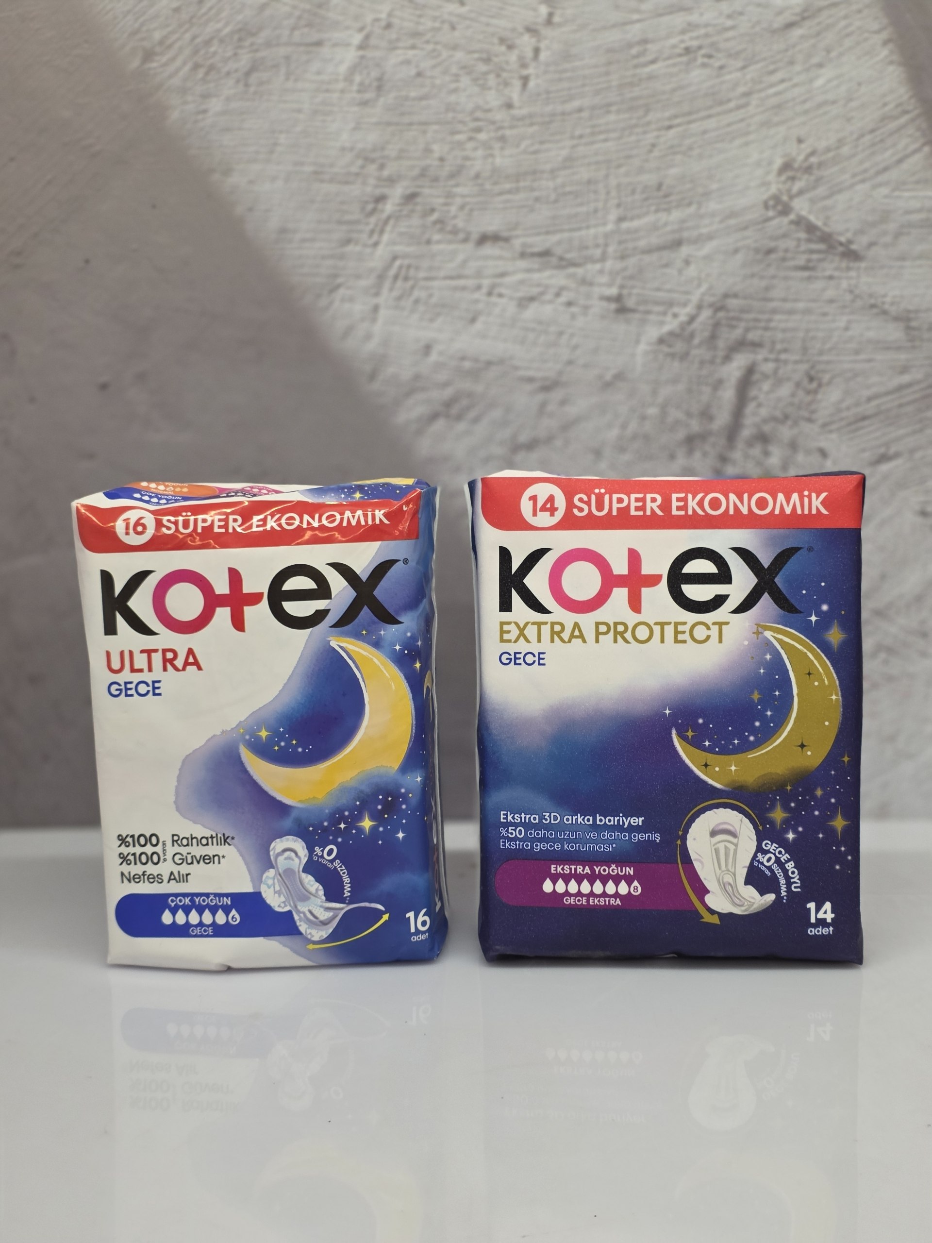 نوار بهداشتی مخصوص شب کوتکس Kotex با جذب بالا ضد حساسیت در دو مدل سایز 6 و سایز 8 اصل اورجینال ( واردات قانونی از منطقه آزاد ارس )