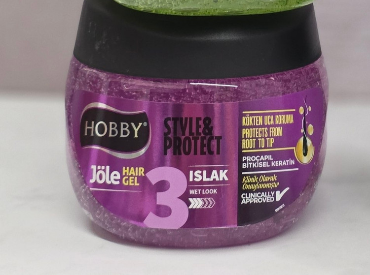 ژل مو حالت دهنده و نگهدارنده هوبی Hobby مدل Style and Protect در 4 مدل مختلف حجم 400 میل اصل اورجینال ( واردات قانونی از منطقه آزاد ارس )